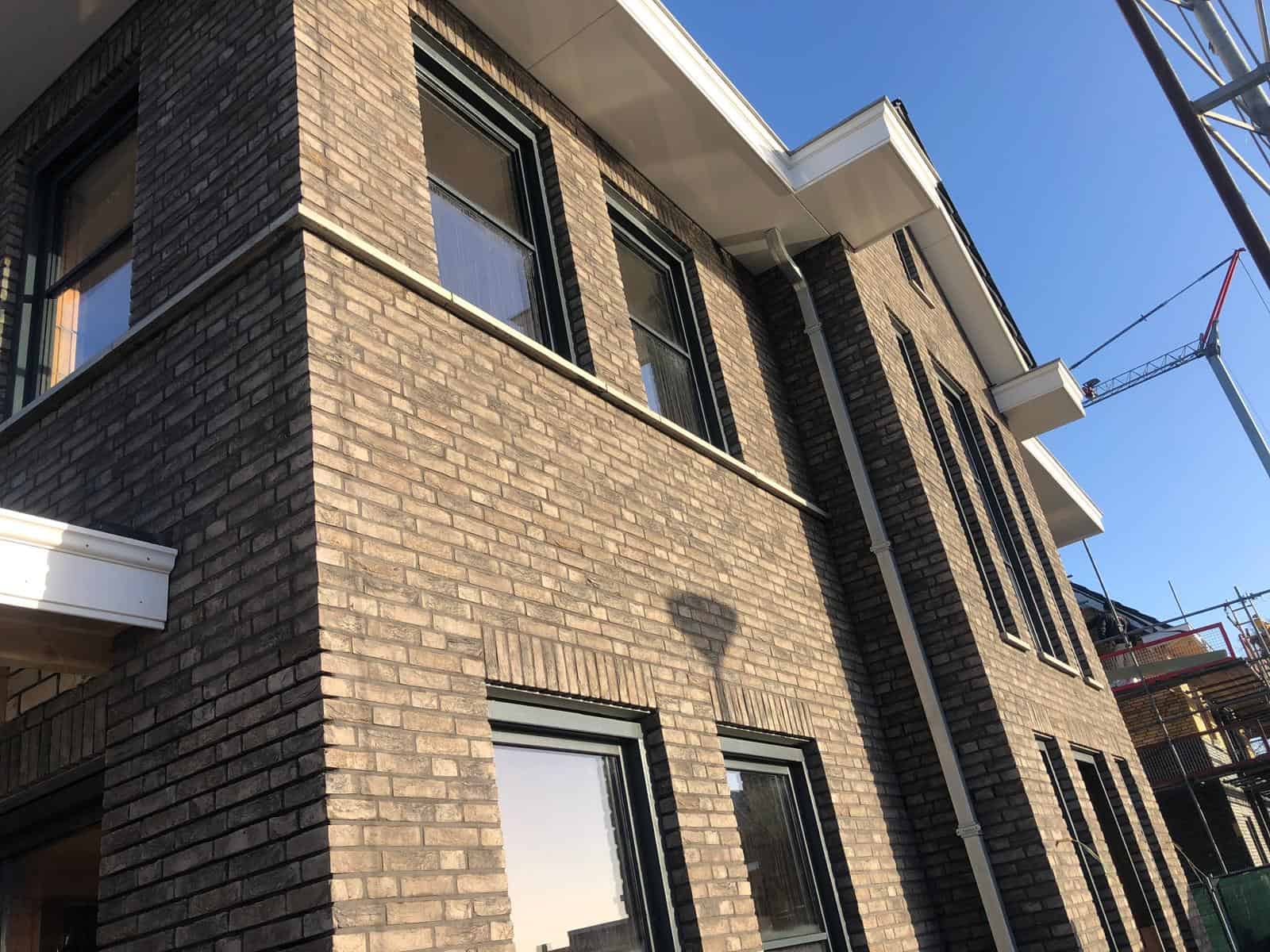 modern steigerbouw voor woningrenovatie op oudenijewemesteigers.nl.